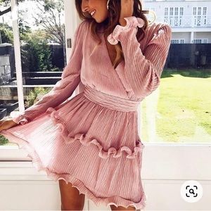 NWT Simplee ruffle dress